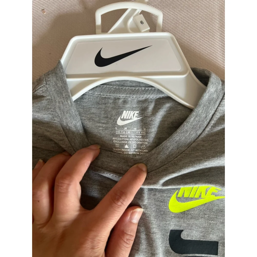 Nike Boy`s Dri-Fit T-Shirt & Shorts 2 Piece Set NWT Boys Size 6 Grey Black